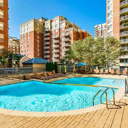 Exclusive Apt In Ballston With Gym Арлингтън Екстериор снимка