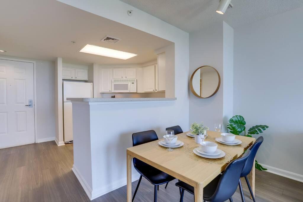 Exclusive Apt In Ballston With Gym Арлингтън Екстериор снимка