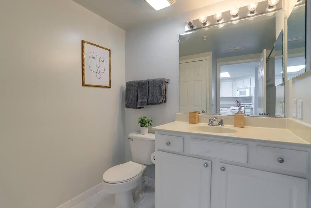 Exclusive Apt In Ballston With Gym Арлингтън Екстериор снимка
